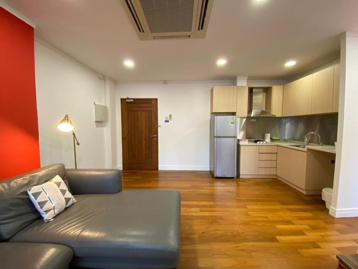 Apartment Club House *